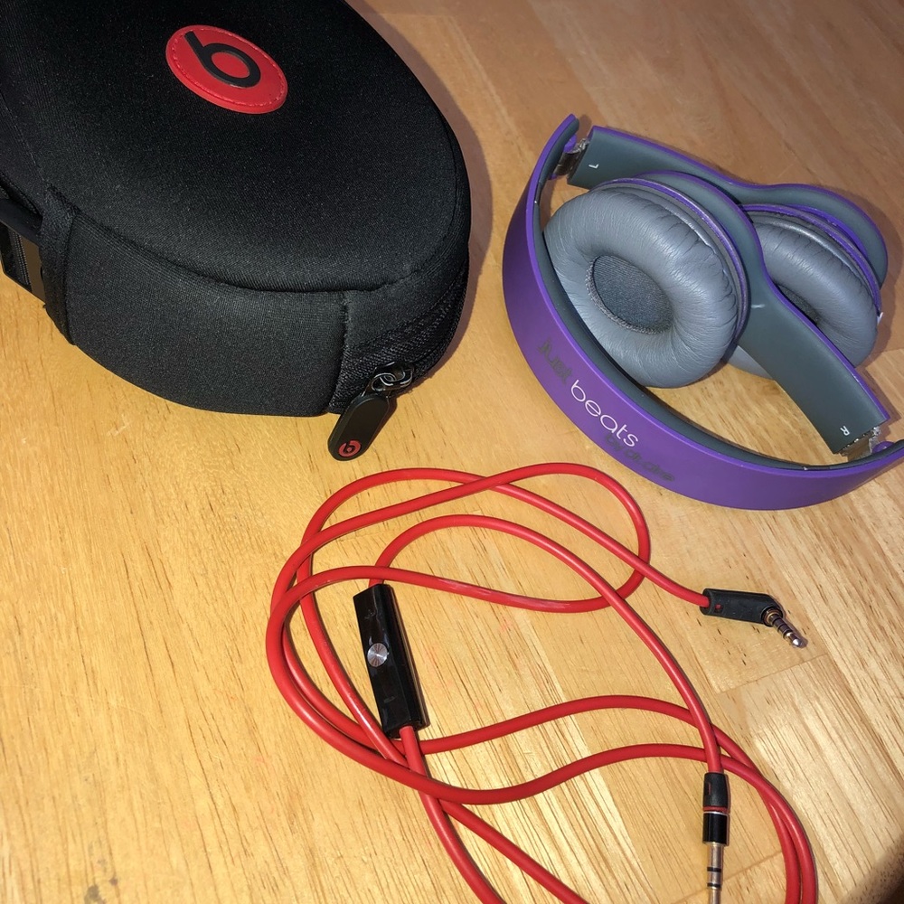 Just Beats by dr. dre